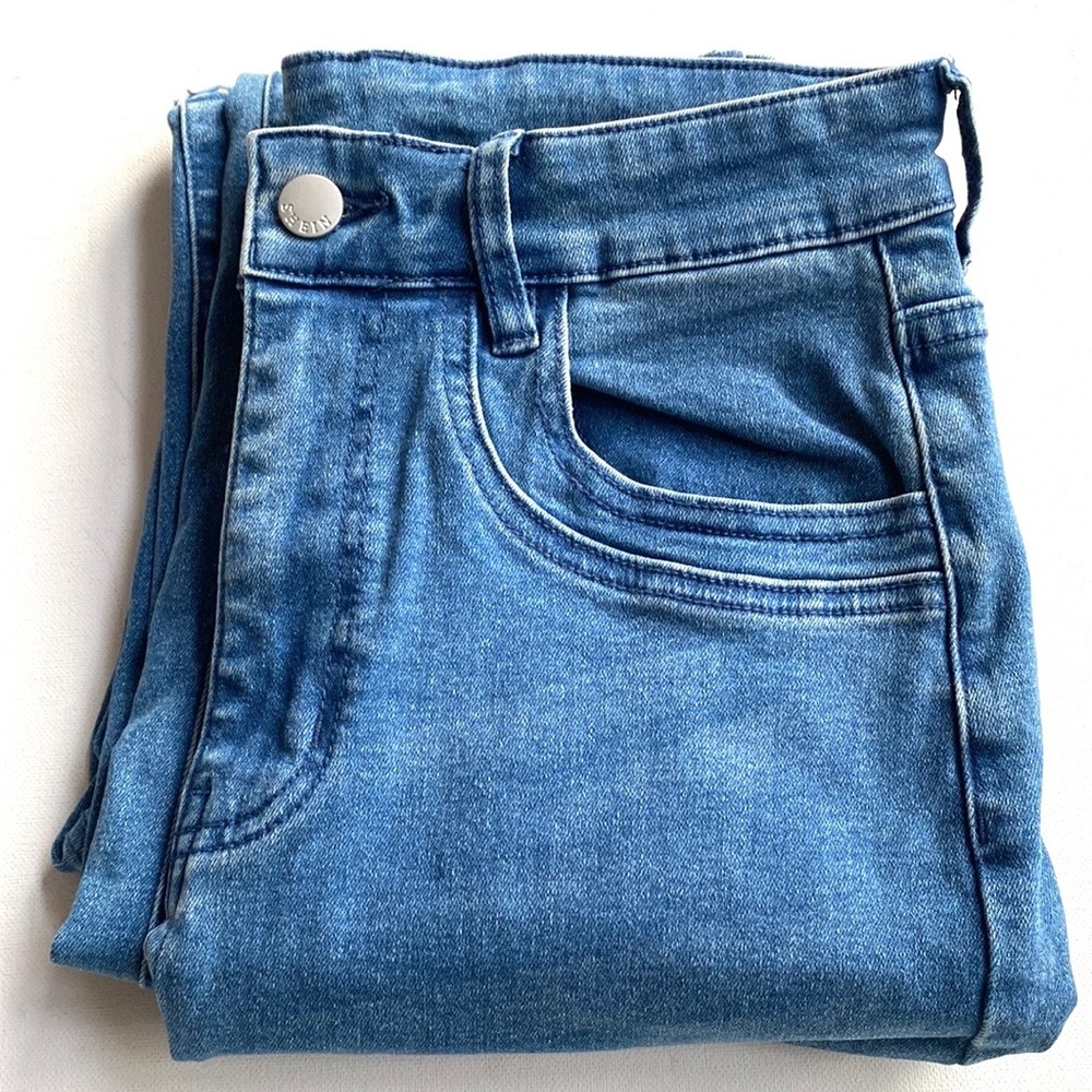 (B18) NEW SHEIN Skinny Flare Leg Denim Blue Jeans, Size 6, NWOT